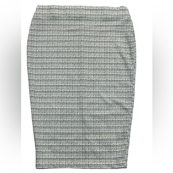 Sabrina|s Dresses & Skirts - SABRINA|S‎ Pencil Skirt Size Medium